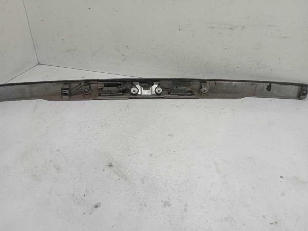 MOULURE HAYON AVEC POIGNEE OPEL - Vue 2